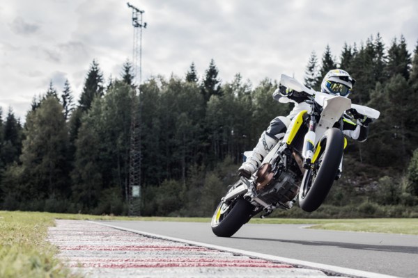 26356_701 Supermoto 2017 Action